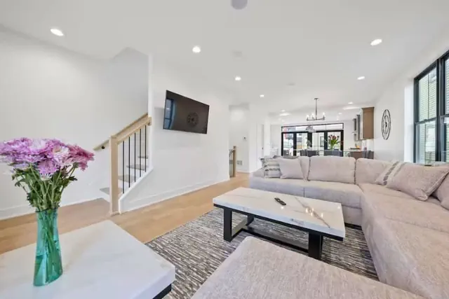 Photo 1 - Jungle House Premier Residences – Downtown Columbus & Short North