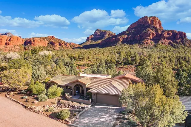 Photo 1 - Mammoth Rock Oasis-1 bd 1ba Hot Tub Free Pets
