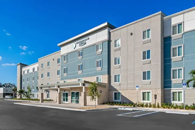 Photo 1 - WoodSpring Suites Palm Springs – West Palm Beach