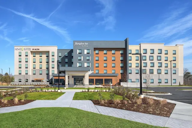 Photo 1 - Hampton Inn by Hilton Richmond Chester