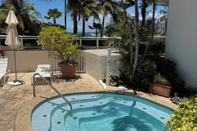 Photo 1 - Ocean Breeze Villa