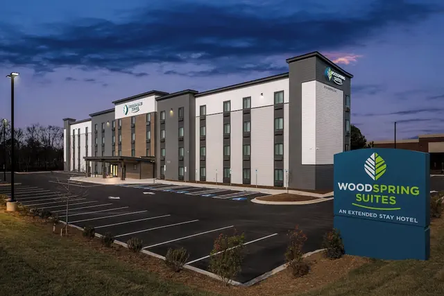 Photo 1 - WoodSpring Suites Charlotte Northlake