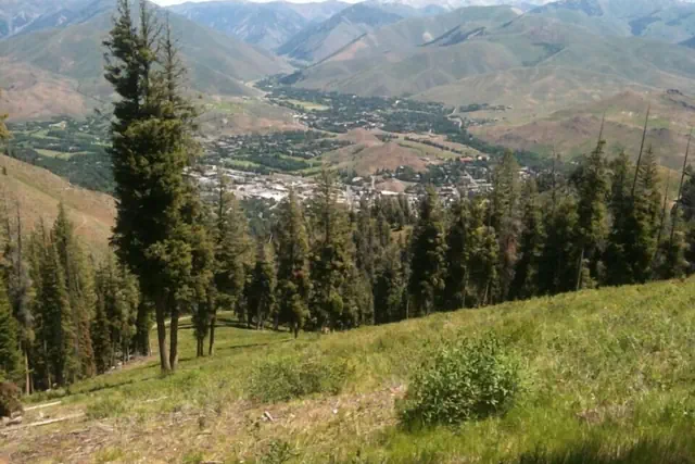 Photo 1 - Classy, Contemporary, Cozy, Sun Valley con With Community & Resort Amenities