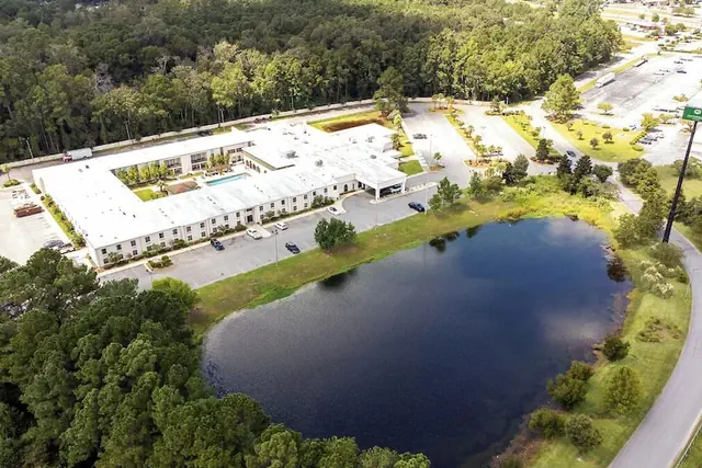Photo 1 - Clarks Inn Savannah Airport