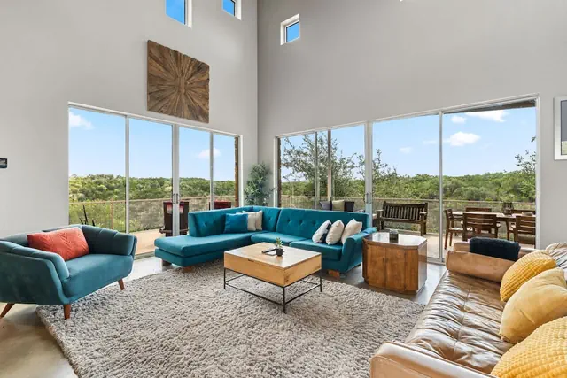 Photo 1 - Luxury 7BR Hill Country Gem With Barndominium