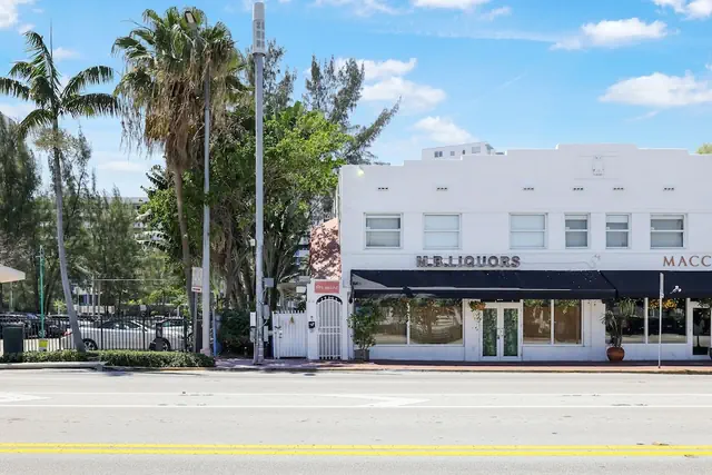 Photo 1 - Alton Road