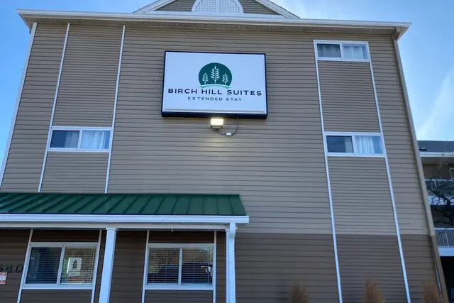 Photo 1 - Birch Hill Suites Louisville