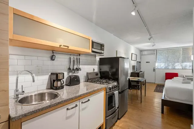 Photo 1 - Studios On 25th by BCA Furnished Apartments Studio 18 F