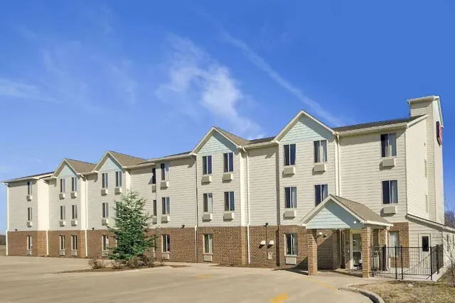Photo 1 - Jacksonville Inn & Suites