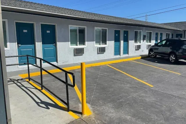 Photo 1 - La Palma Motel - South Gate - LA area