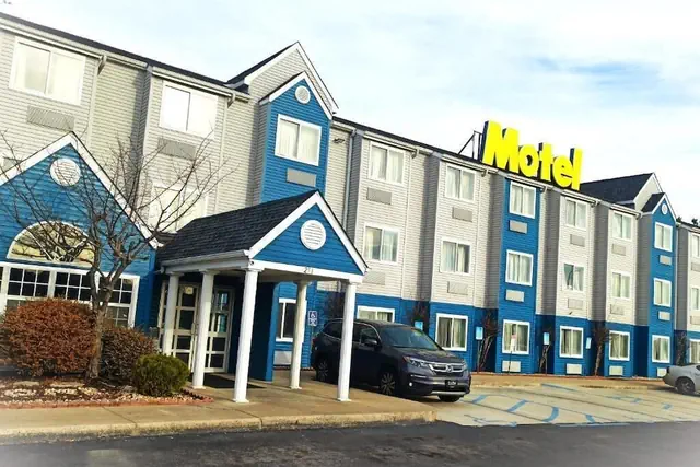 Photo 1 - Budgetel Inn Birmingham