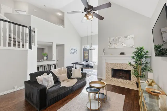 Photo 1 - Luxe 3B 5B Cozy, Spacious Home, 5-star Stay in Frisco