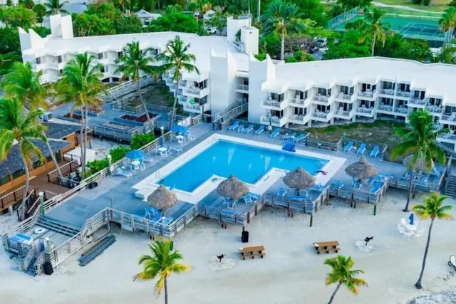 Photo 1 - Caloosa Cove Resort by CoolVacay