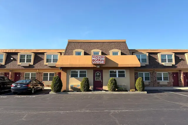 Photo 1 - Worthington Motor Lodge