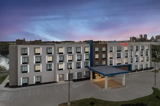 Photo 1 - Hampton Inn By Hilton East Peoria