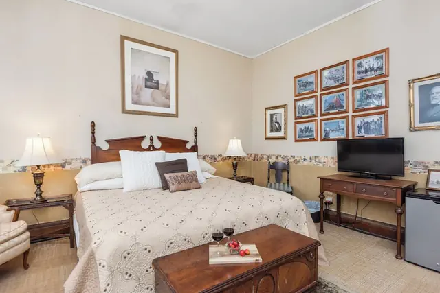 Photo 1 - Moon River Bed and Breakfast