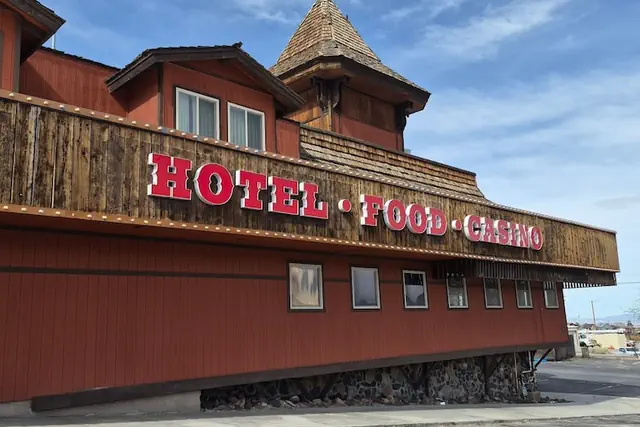Photo 1 - The Tonopah Station