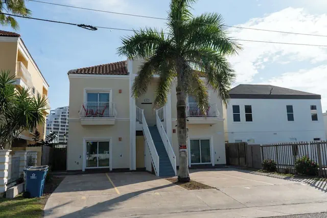 Photo 1 - First Floor Pool Affordable Near Beach