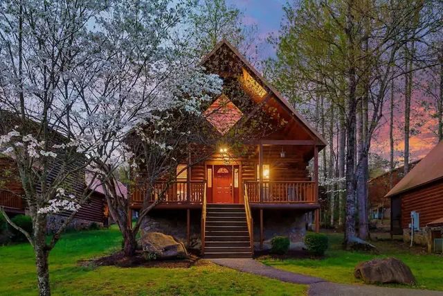 Photo 1 - Dotties Place Cabin by Beyond Expectations With Hot Tub