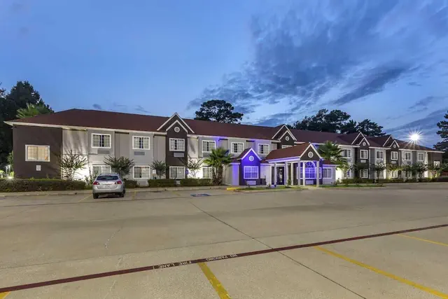 Photo 1 - Sonesta Essential Hotels Longview