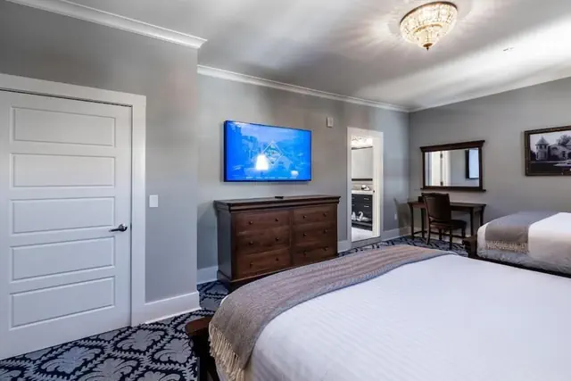 Photo 1 - Hotel St. Cloud