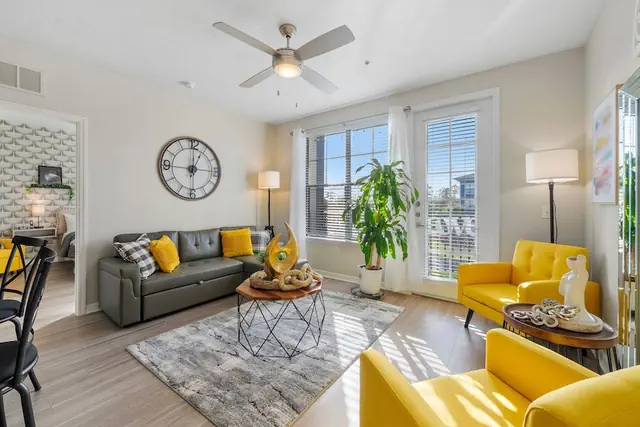 Photo 1 - Stylish 2BR Corporate Stay Pool Balcony 2