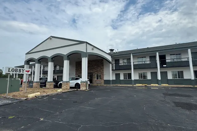 Photo 1 - Budget Host Inn