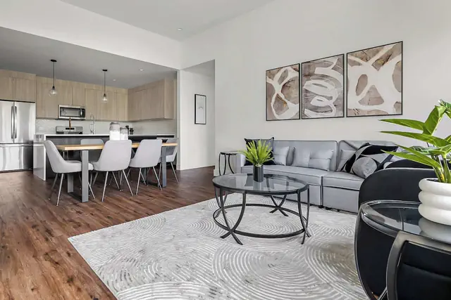 Photo 1 - Upstay: Modern & Pet-friendly 2BR Home Near Soco