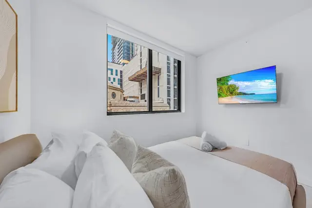 Photo 1 - Heart of Downtown-1BR with Skyline Views