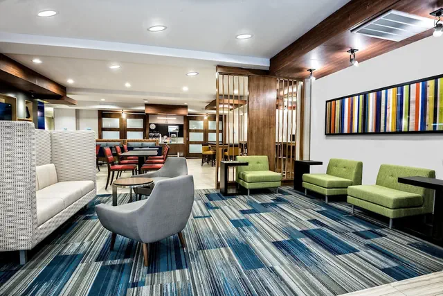Photo 1 - Holiday Inn Express & Suites Austin - Round Rock Area by IHG