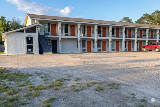 Photo 1 - Budget Inn Jennings LA I-10