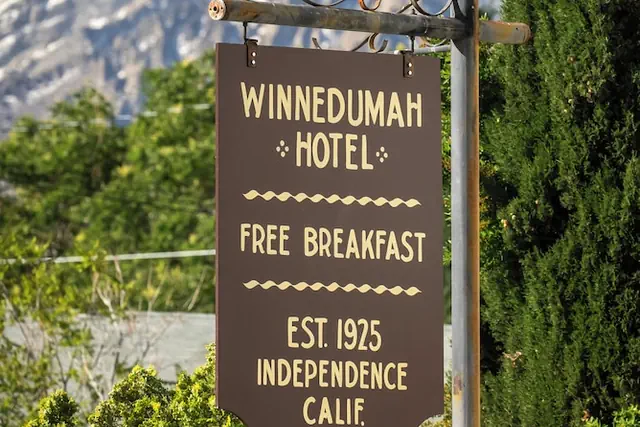 Photo 1 - Winnedumah Hotel