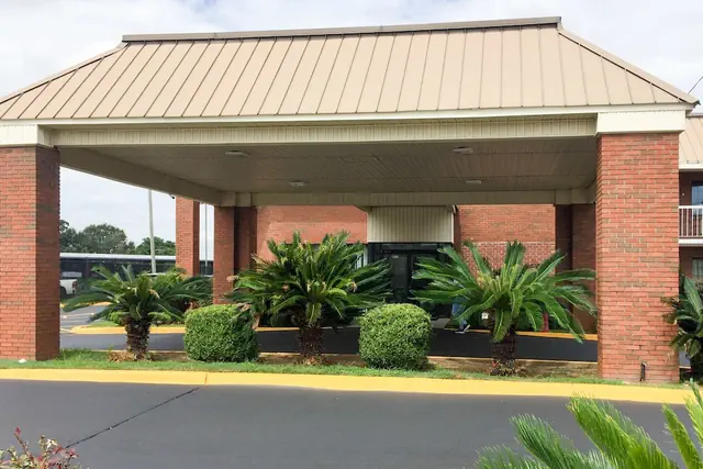 Photo 1 - Motel 6 Montgomery, AL - Coliseum