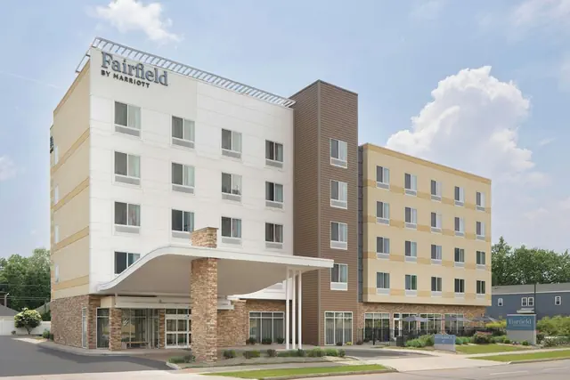 Photo 1 - Fairfield Inn & Suites by Marriott Niagara Falls
