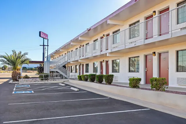 Photo 1 - Red Roof Inn Tucson – Vail