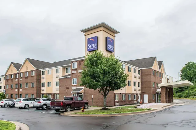 Photo 1 - Sleep Inn & Suites Pittsburgh Airport
