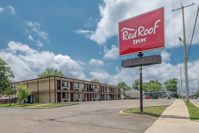 Photo 1 - Red Roof Inn Starkville - University