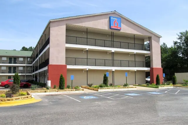 Photo 1 - Motel 6 Augusta, GA - Fort Gordon