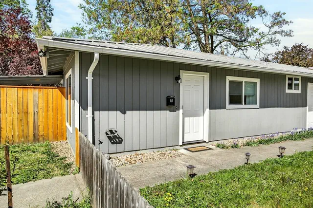 Photo 1 - Basecamp GP Private Unit in Quiet Duplex