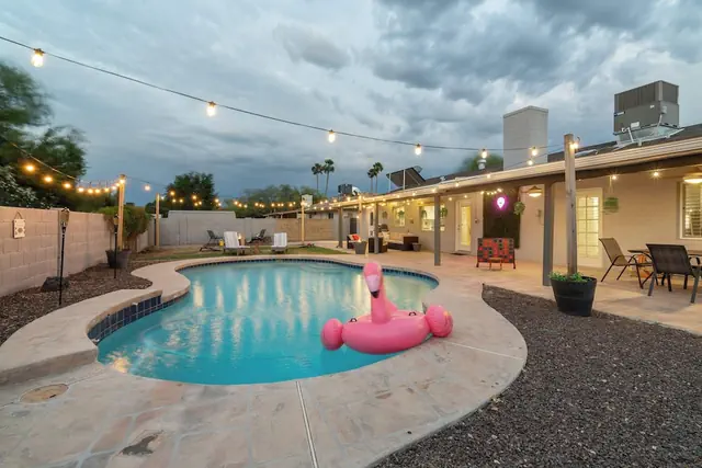 Photo 1 - Spacious Scottsdale Retreat With Pool
