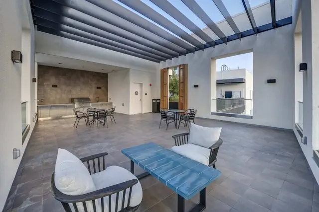 Photo 1 - Downtown Los Angeles Modern Apartments