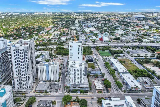 Photo 1 - Smart Brickell