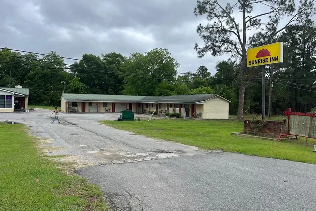 Photo 1 - Sunrise Inn Cordele GA Near I 75