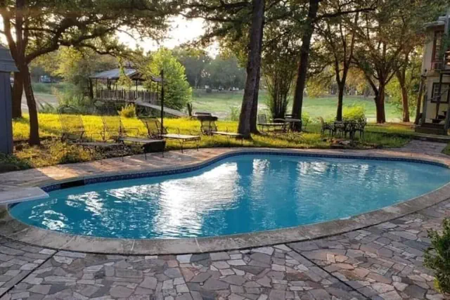 Photo 1 - 618 Large 3 Bedroom Estate Pool