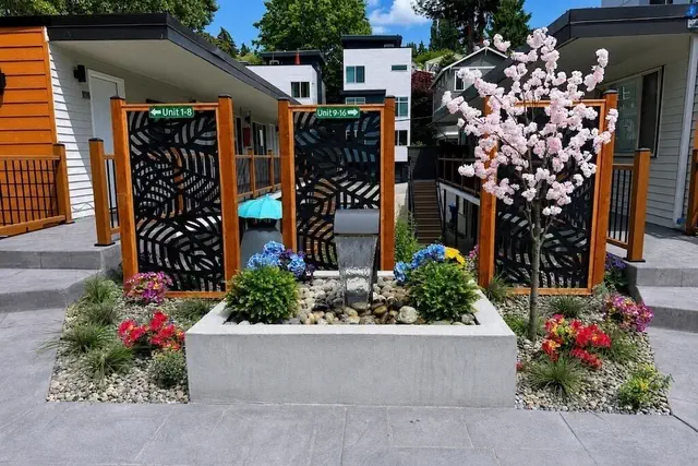 Photo 1 - STAYOO SUITES-Seattle Secret Garden