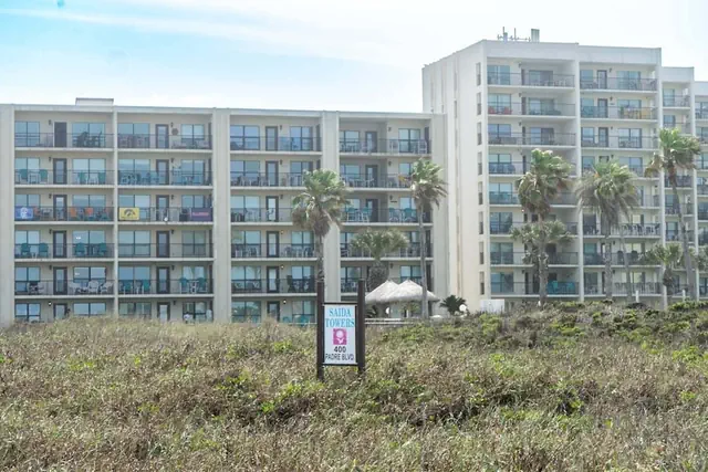 Photo 1 - Direct Beachfront 3br 3 Pools & 3 Jacuzzis 3 Bedroom Apts