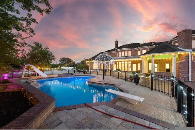 Photo 1 - Private Mansion Retreat Basketball Court and More