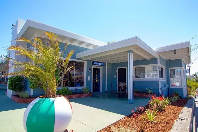 Photo 1 - Edgewater Beach Inn