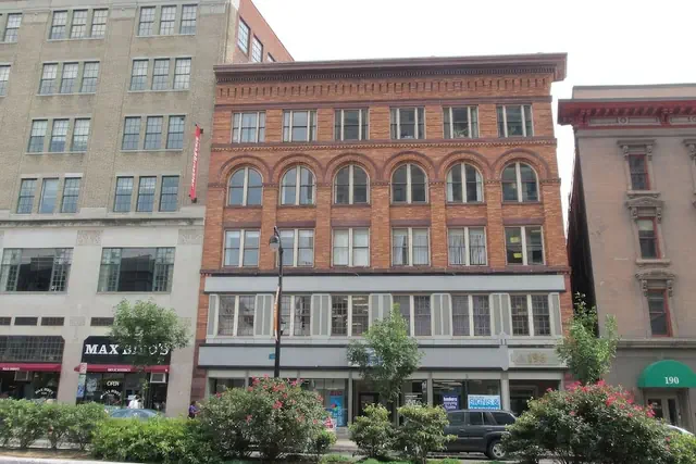 Photo 1 - Trumbull Apartments