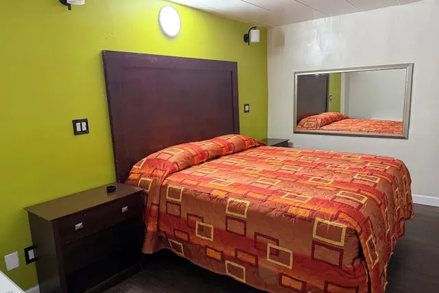 Photo 1 - Riviera motel